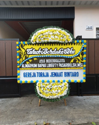 Papan Bunga Duka di Pahuwato